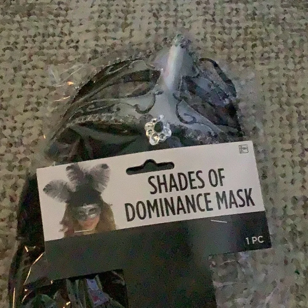 Mask Shade of dominance Halloween mask black and silver feathers on top …